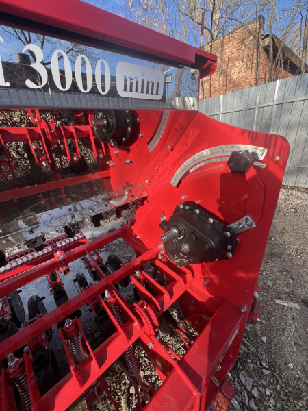 Зернотуковая Минисеялка GRAIN 3000
