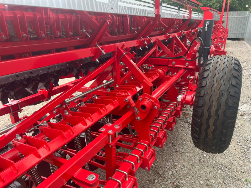 Сеялка зернотуковая GRAIN 5,4V (Вариатор)